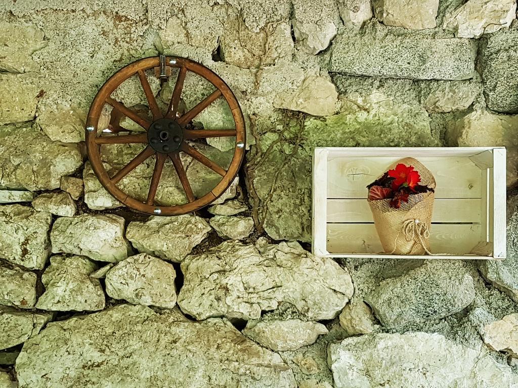 Villa Paradiso Parolari Tenno Bagian luar foto